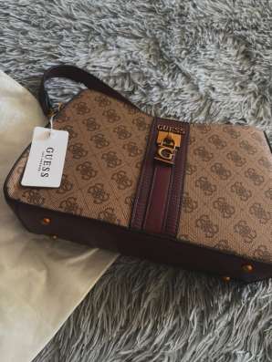Сумка guess