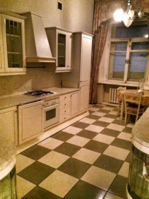 Продам многомнатную квартиру в Москве. Жилая площадь 148,50 кв.м. Этаж 2. Дом кирпичный. в Москве фото 9