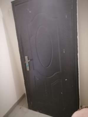Продам китайскую дверь для дачи