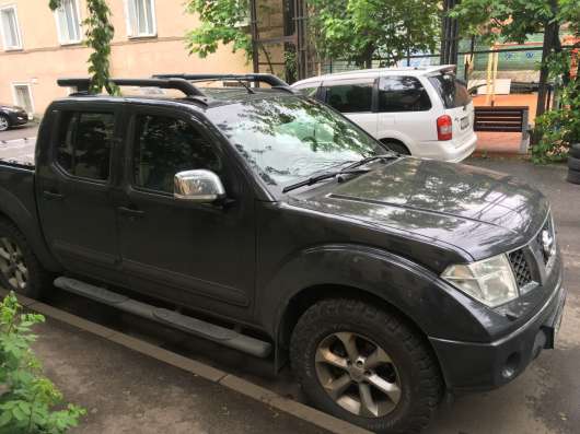 Продаю Ниссан Навара