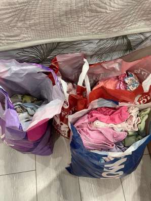 Продам вещи для девочки