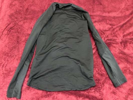Спортивный лонгслив Nike Dri-FIT (размер M) в Москве фото 4