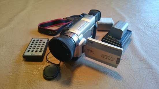 Видеокамера цифровая JVC GR-DVL100L mini DV