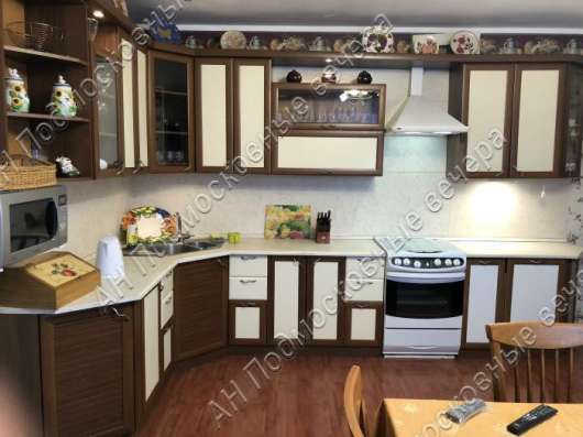 Продам коттедж в Москва.Жилая площадь 426  кв.м.Есть Газ, Водопровод. в Москве фото 16