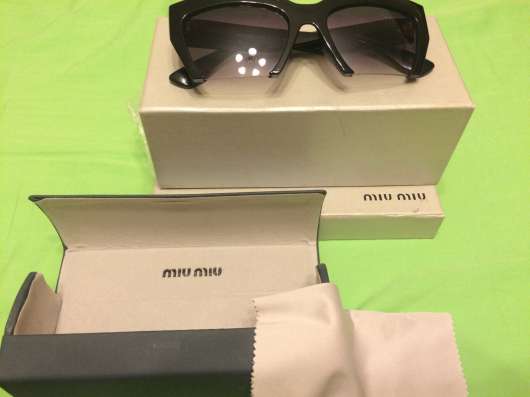 Очки MIUMIU в Москве