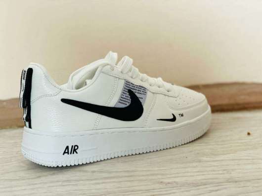 Кроссовки подростковые Nike