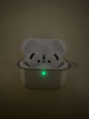 air pods 4