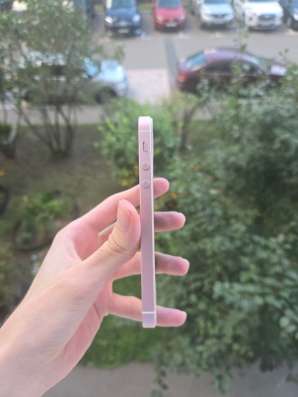 iPhone SE в Москве