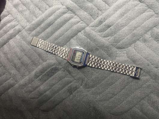 Часы Casio