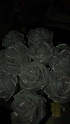 Розы из атласной ленты