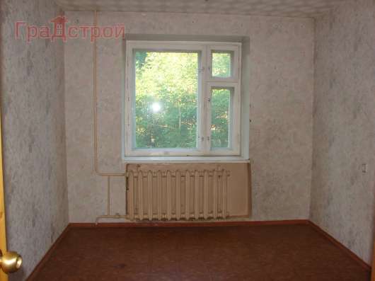 Продам четырехкомнатную квартиру в Вологда.Жилая площадь 96,10  кв.м.Этаж 3.Есть Балкон. в Вологде