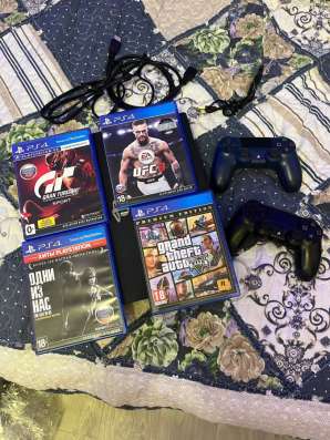 PlayStation 4 pro 1TB