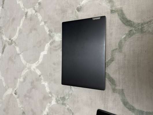 Ноутбук lenovo