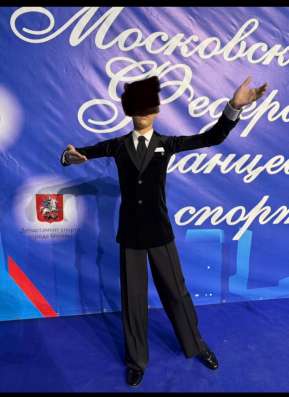 Смокинг для бальных танцев