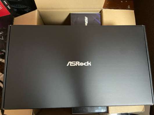 НОВЫЕ ASROCK RX6800XT Phantom Gameing OS фото 4