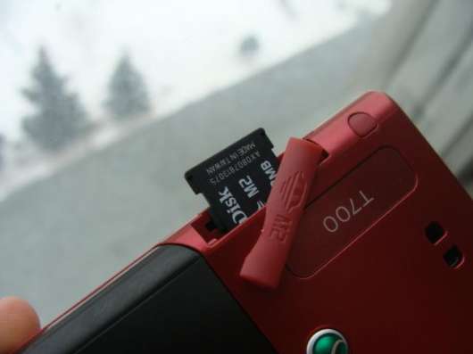 Новый Sony Ericsson T700i (оригинал, комплект) в Москве фото 6