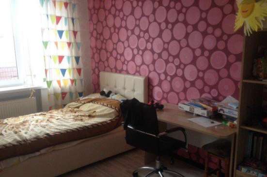 Продам трехкомнатную квартиру в Краснодар.Жилая площадь 92  кв.м.Этаж 9.Дом монолитный. в Краснодаре
