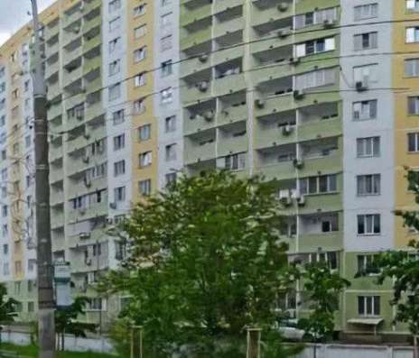 Продам однокомнатную квартиру в Краснодар.Жилая площадь 40  кв.м.Этаж 4.