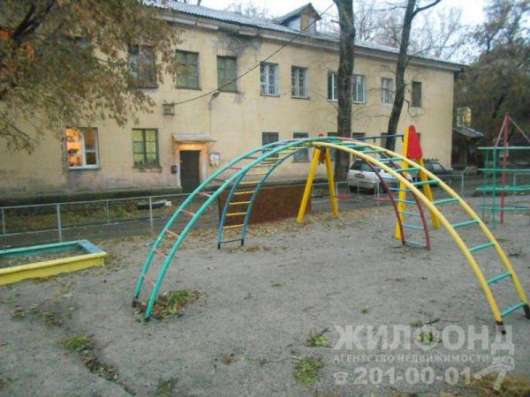комнату, Новосибирск, Серафимовича, 9