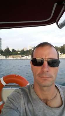 Sergei, 40 лет, хочет пообщаться