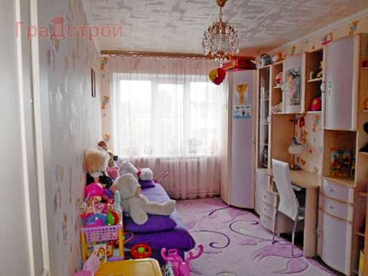 Продам трехкомнатную квартиру в Вологда.Жилая площадь 59,10  кв.м.Дом панельный.Есть Балкон. в Вологде