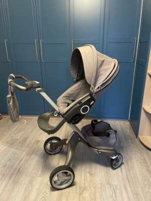 Коляска Stokke