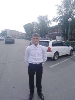 Михаил, 27 лет, хочет познакомиться