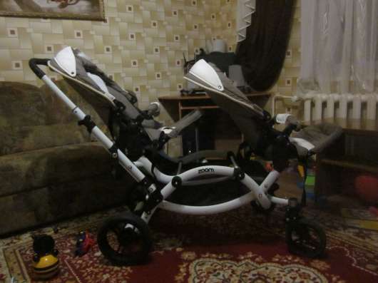 Коляска для двойни