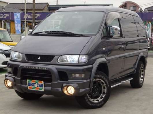 Mitsubishi Delica