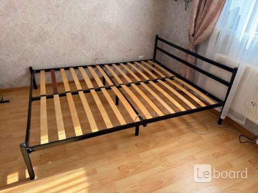 Кровать двуспальная Мета 160х200 см + матрас