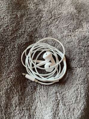 Оригинальные проводные наушники airpods 1500
