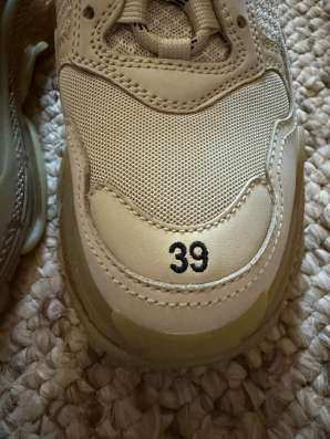 Кроссовки BALENCIAGA triple s в Находке фото 4