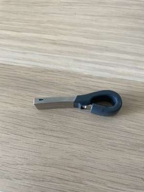 Флешка iXpand Flash Drive 3.0 64 gb в Ростове-на-Дону фото 3