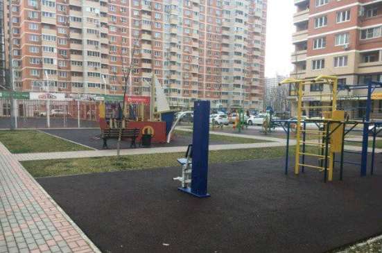 Продам однокомнатную квартиру в Краснодар.Жилая площадь 34  кв.м.Этаж 12.Дом монолитный.