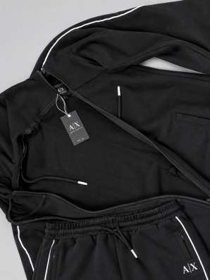 Костюм флисовый Armani Exchange в Щербинке