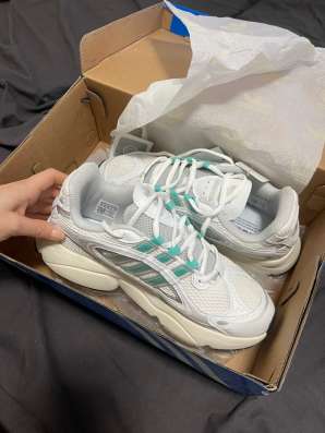 Кроссовки adidas 40 размер в Москве