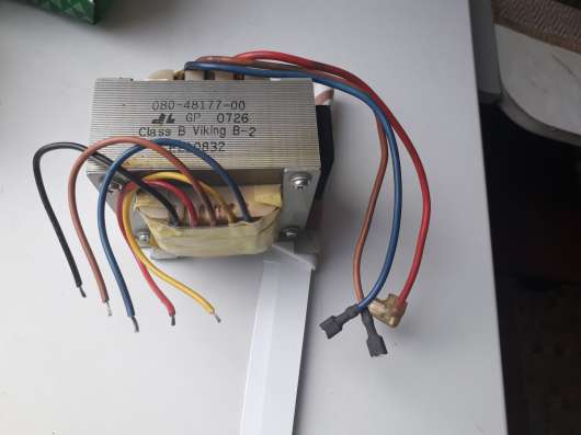 Трансформатор 220 v. понижающий