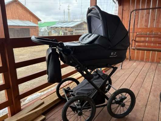 Продам коляску в Приобье