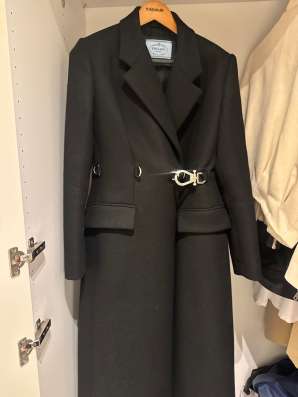 Пальто Prada в Москве