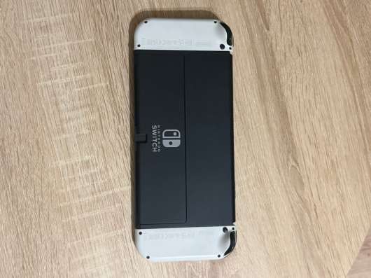 Nintendo Switch OLED 64gb в Екатеринбурге