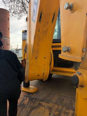 Экскаватор-погрузчик JCB 3CX в Москве фото 4