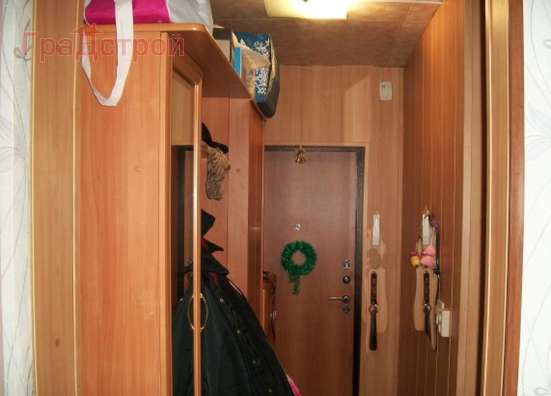 Продам трехкомнатную квартиру в Вологда.Жилая площадь 49,60  кв.м.Дом панельный.Есть Балкон.