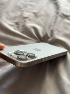 iPhone 15 Pro 256 GB в Октябрьском фото 6