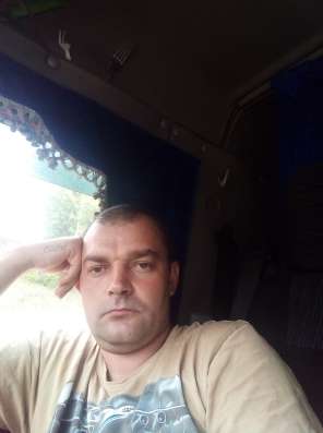 Александр, 35 лет, хочет пообщаться
