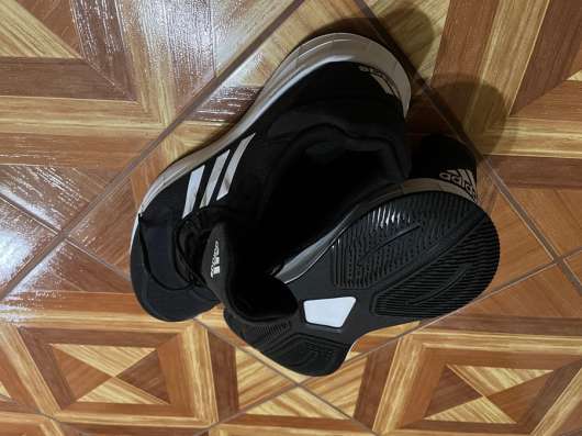 Продам кроссовки ADIDAS в Уфе