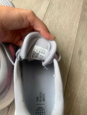 Кроссовки Adidas в Белгороде