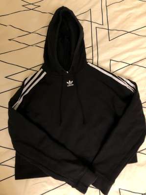 Укорочённая толстовка Adidas