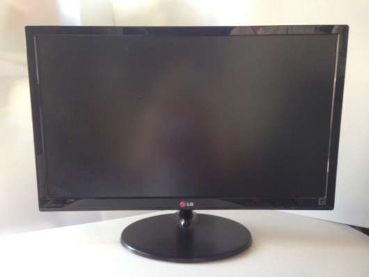 Продаю монитор LG 24EA53TA, диагональ - 24 дюйма