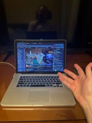 Apple MacBook Pro 15 в Москве фото 3