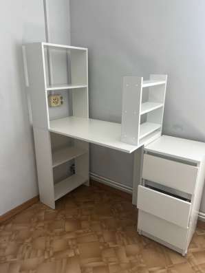 Стол